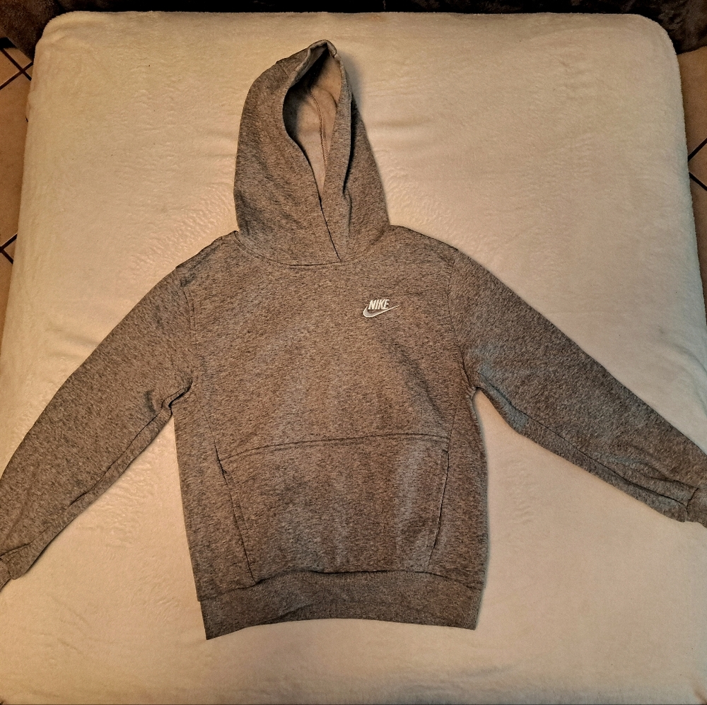 Kid's Nike Hoodie. New Without Tags.